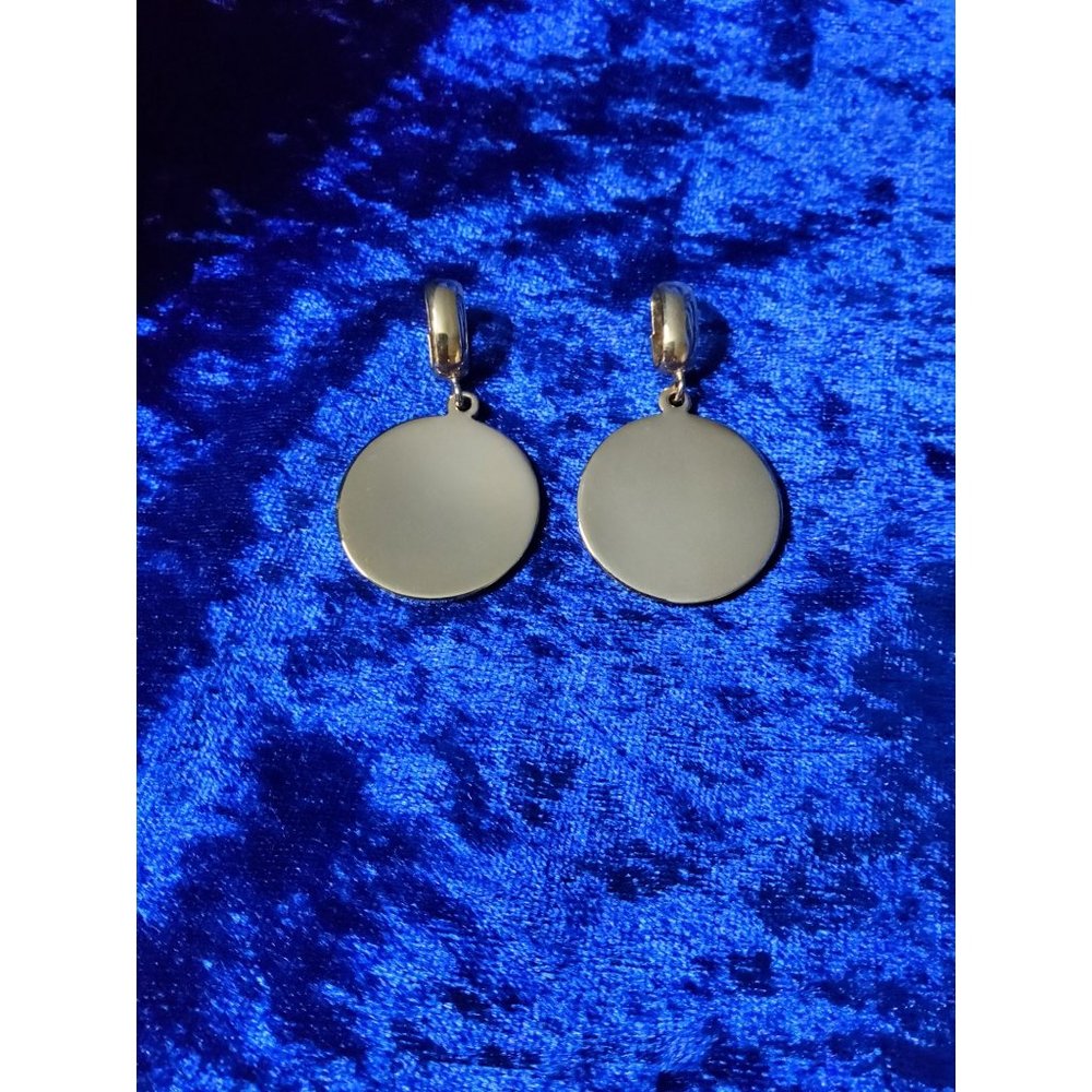 vintage pair of gold tone engravable round pendant / charm